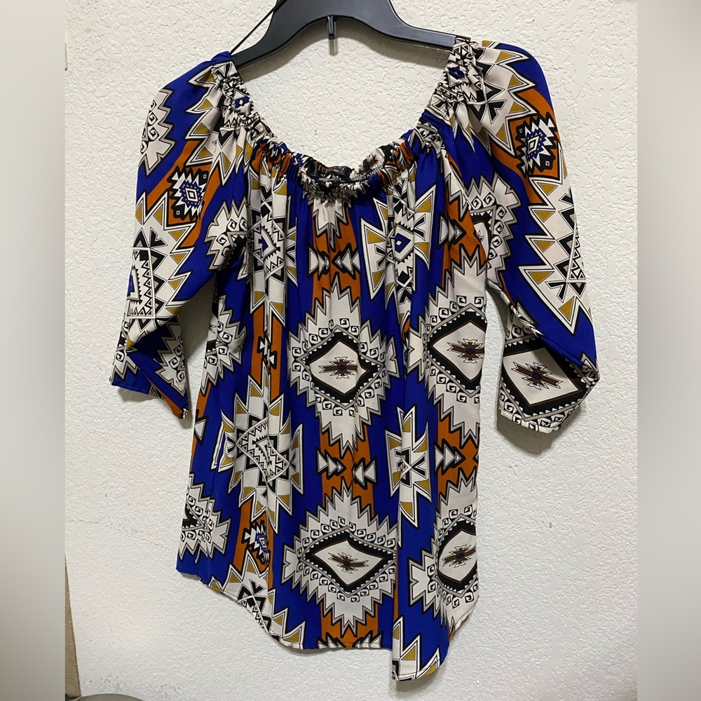Renee C. Women’s small dress blouse